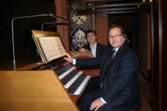 12002549_897972476939669_4807101391927773713_o