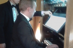 12030331_890999274303656_1134630628981363570_o